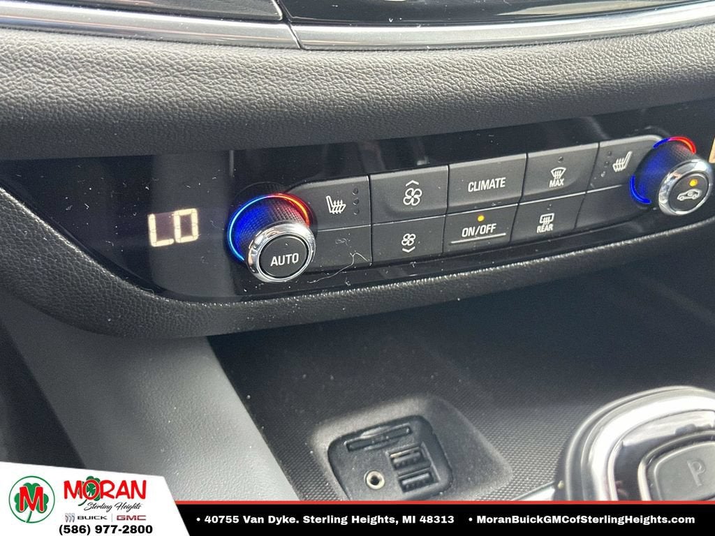 2021 Buick Enclave Essence