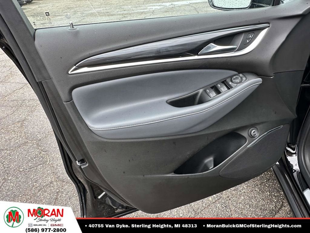 2024 Buick Enclave Essence