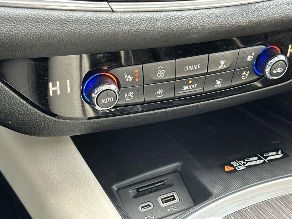 2023 Buick Enclave Avenir