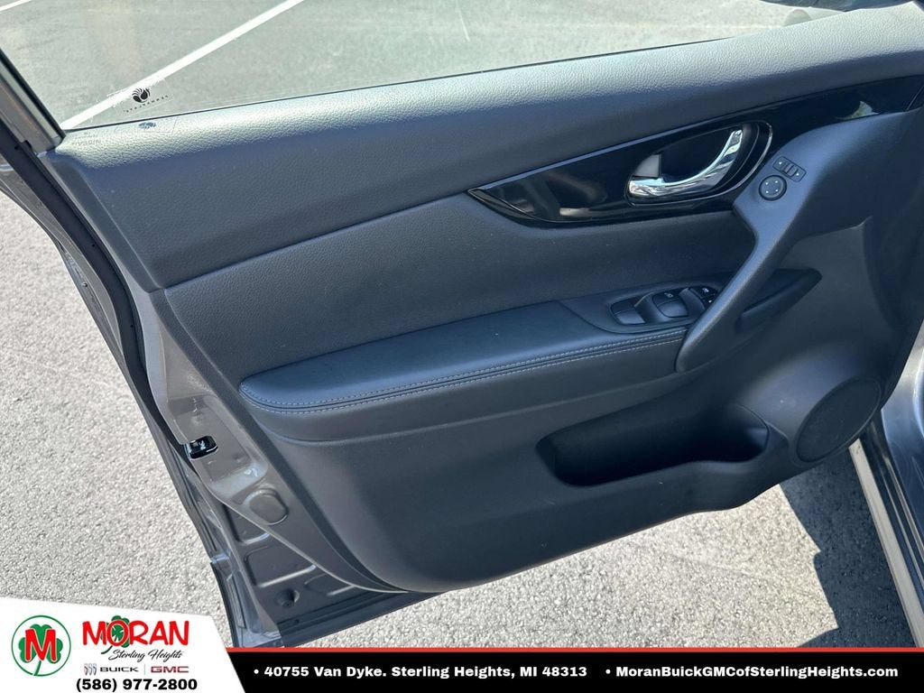 2021 Nissan Rogue Sport SV