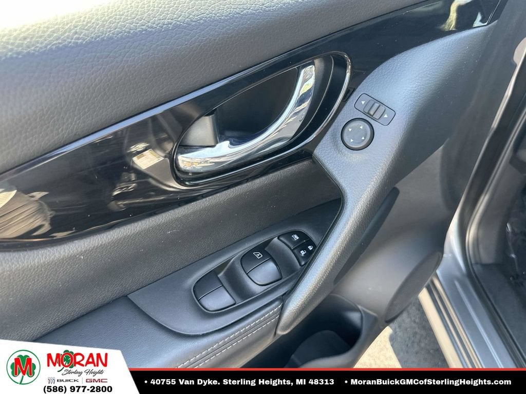 2021 Nissan Rogue Sport SV