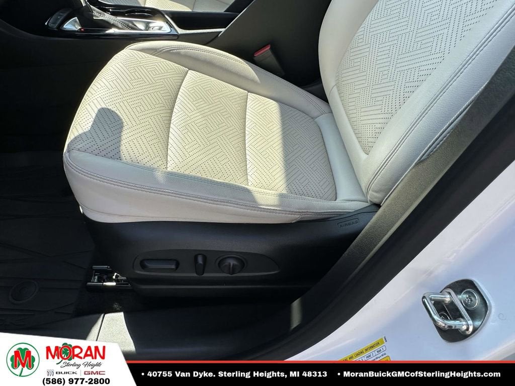 2021 Buick Encore GX Essence