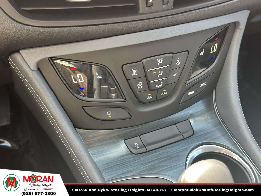 2019 Buick Envision Essence - Photo 26