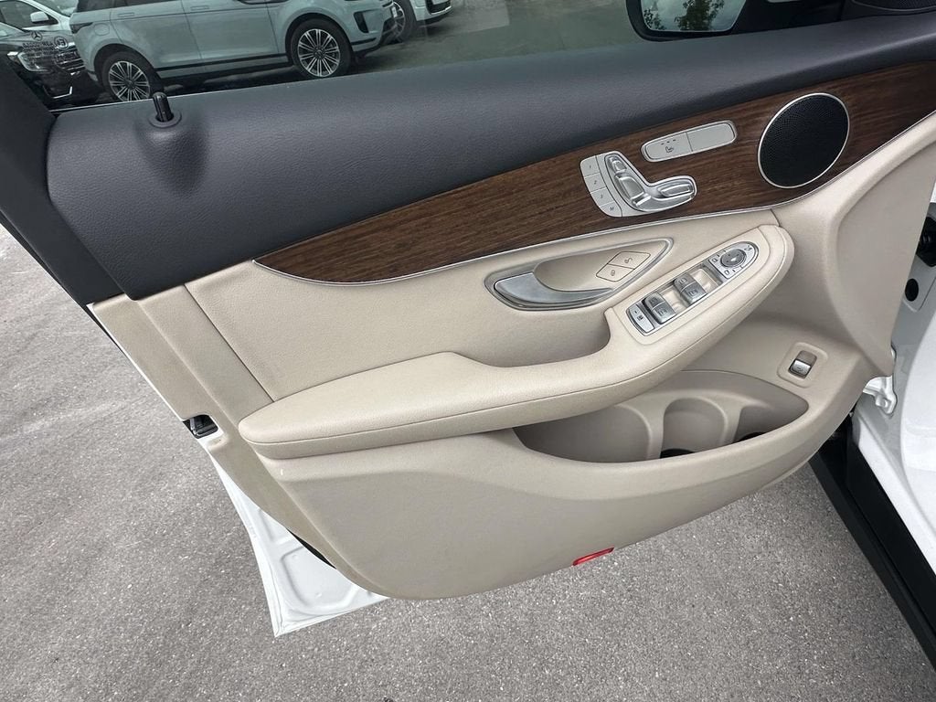 2021 Mercedes-Benz GLC GLC 300