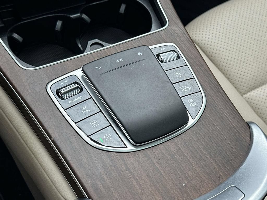 2021 Mercedes-Benz GLC GLC 300