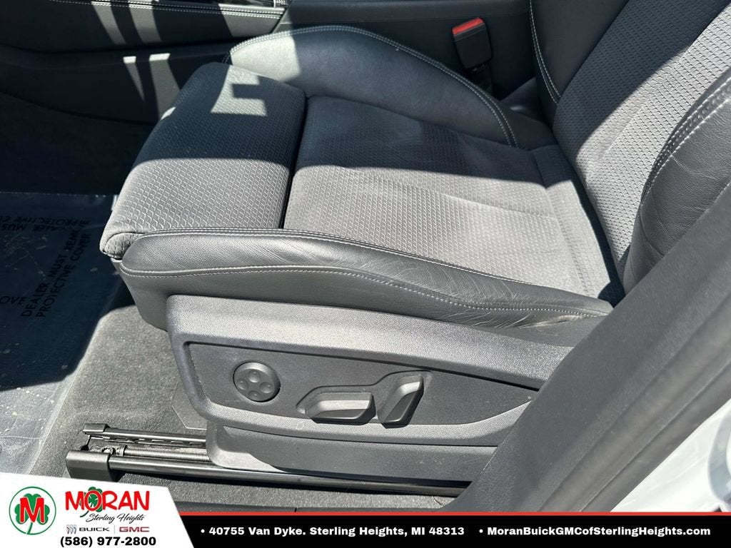 2022 Audi SQ5 Premium Plus