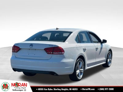 2013 Volkswagen Passat V6 SE w/Sunroof